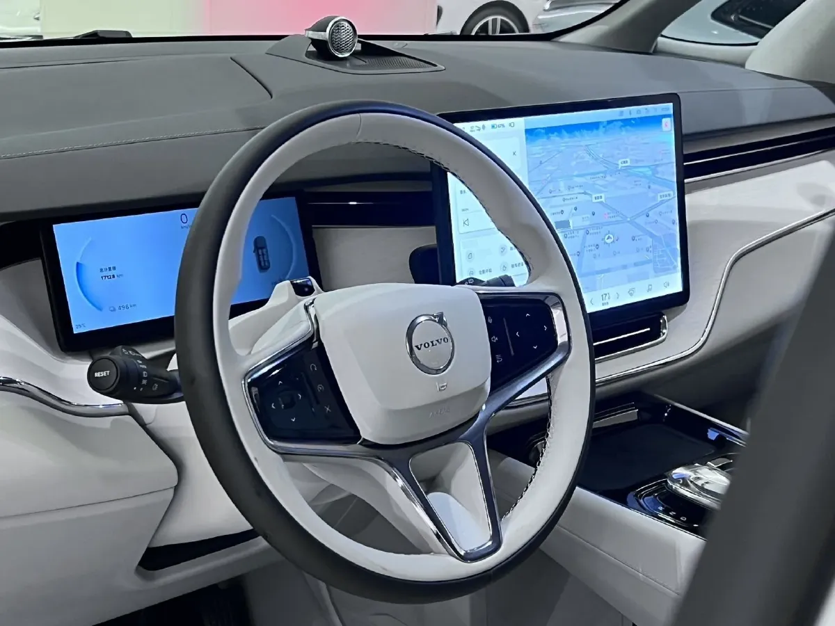 2025 Volvo EM90 BEV 116KWH,autocango,china used car exporter,china ev exporter,chinese used car exporter,chinese used ev exporter