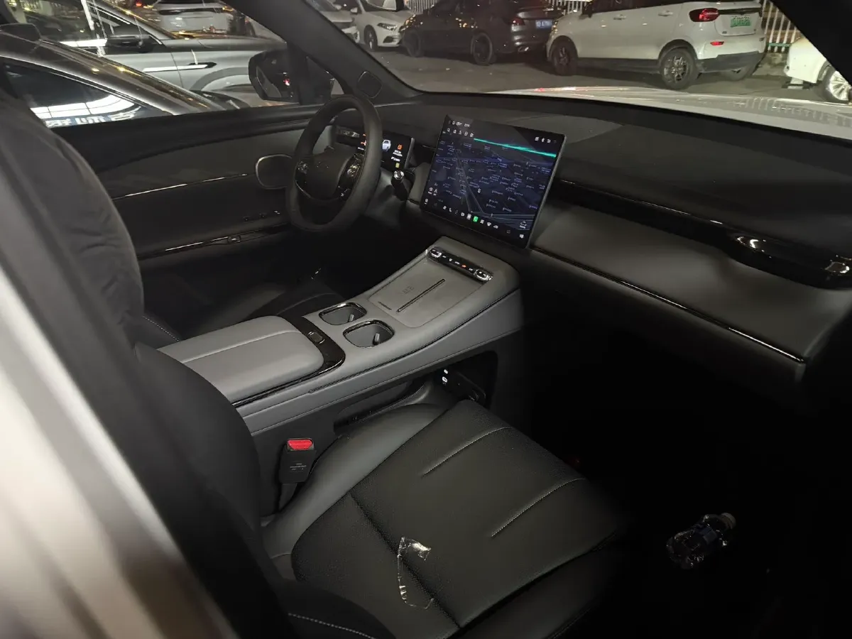 2025 GAC Trumpchi S7 1.5T 160HP L4 1DHT PHEV,autocango,china used car exporter,china ev exporter,chinese used car exporter,chinese used ev exporter