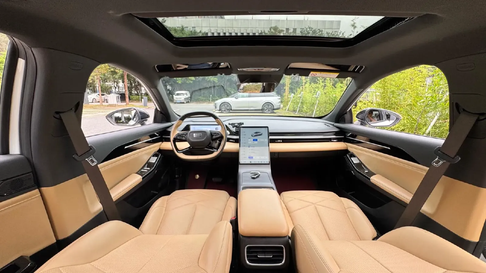 2023 Geely Galaxy L6 1.5T 163HP L4 3DHT PHEV,autocango,china used car exporter,china ev exporter,chinese used car exporter,chinese used ev exporter