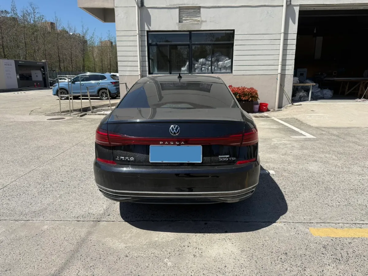2023 Volkswagen Passat 2.0T 186HP L4 7DCT,autocango,china used car exporter,china ev exporter,chinese used car exporter,chinese used ev exporter