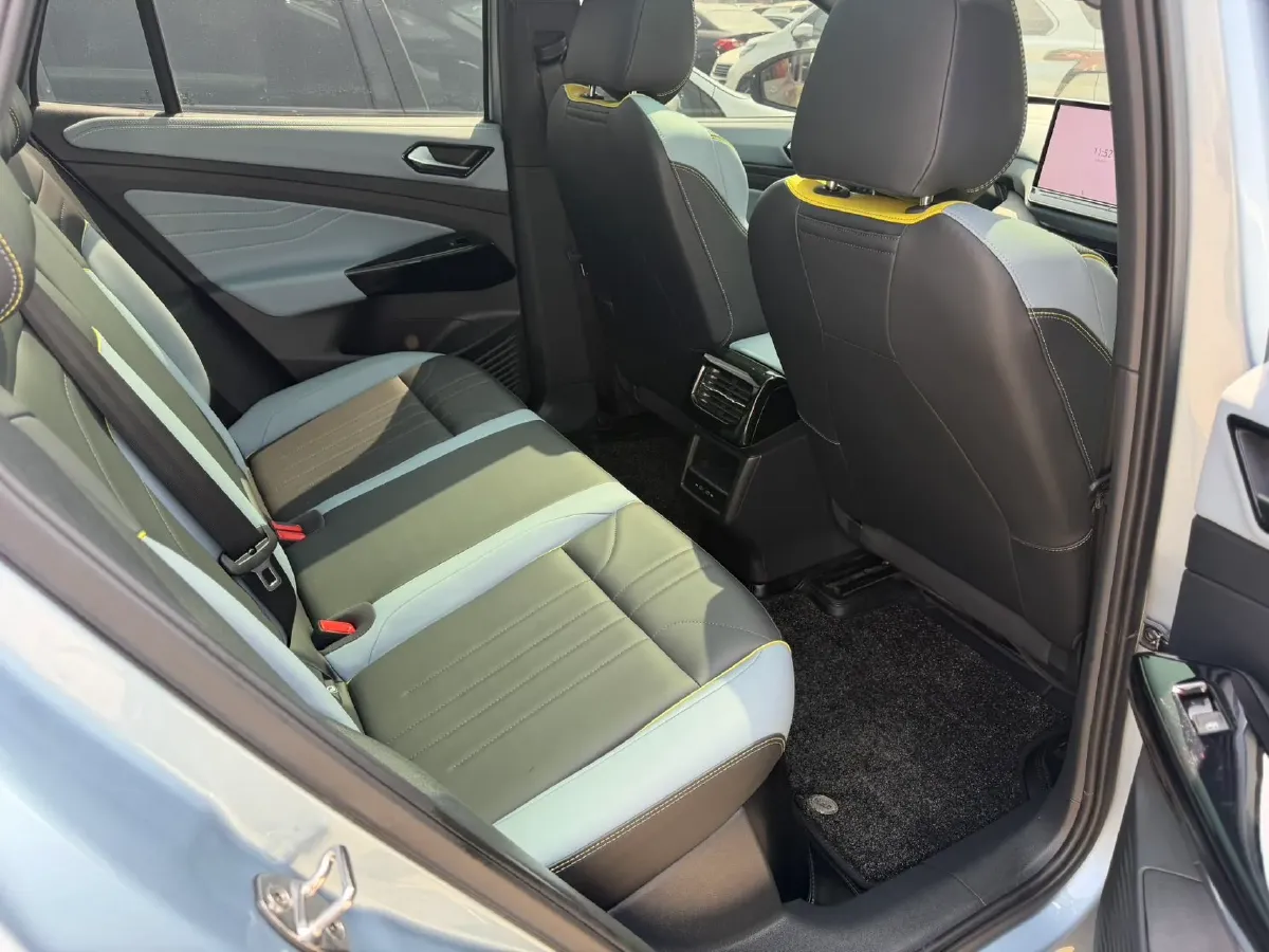 2025 Volkswagen ID.4 X BEV,autocango,china used car exporter,china ev exporter,chinese used car exporter,chinese used ev exporter