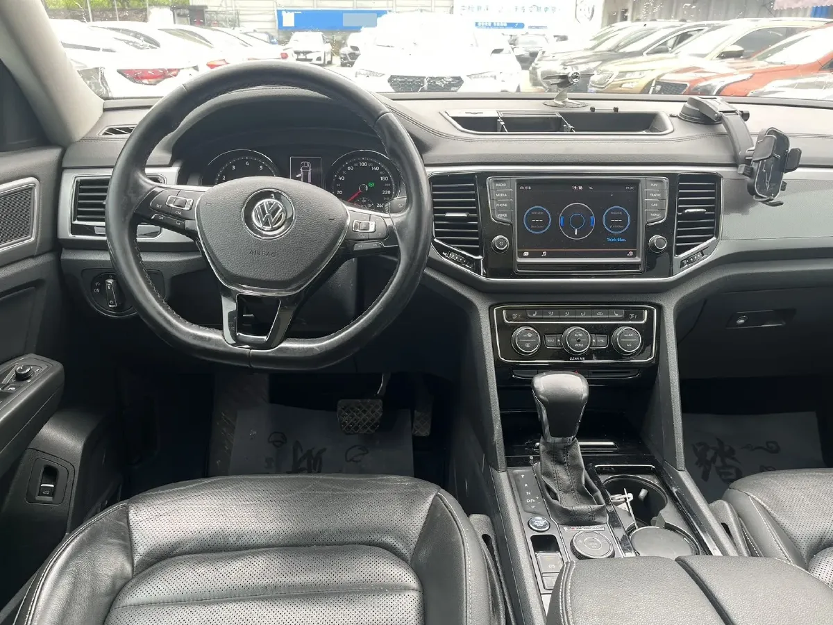 2017 Volkswagen Teramont 2.0T 220HP L4 7DCT,autocango,china used car exporter,china ev exporter,chinese used car exporter,chinese used ev exporter