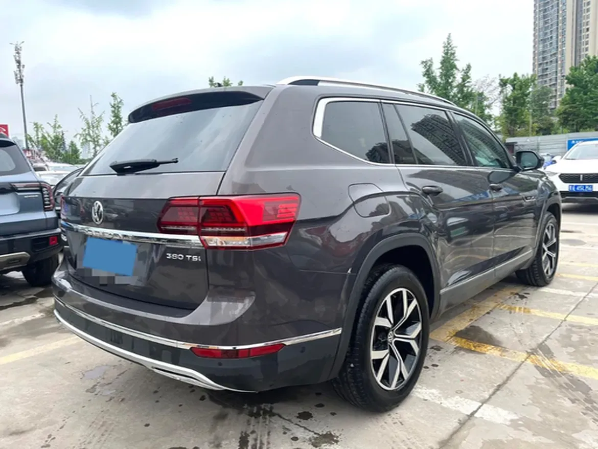 2017 Volkswagen Teramont 2.0T 220HP L4 7DCT,autocango,china used car exporter,china ev exporter,chinese used car exporter,chinese used ev exporter