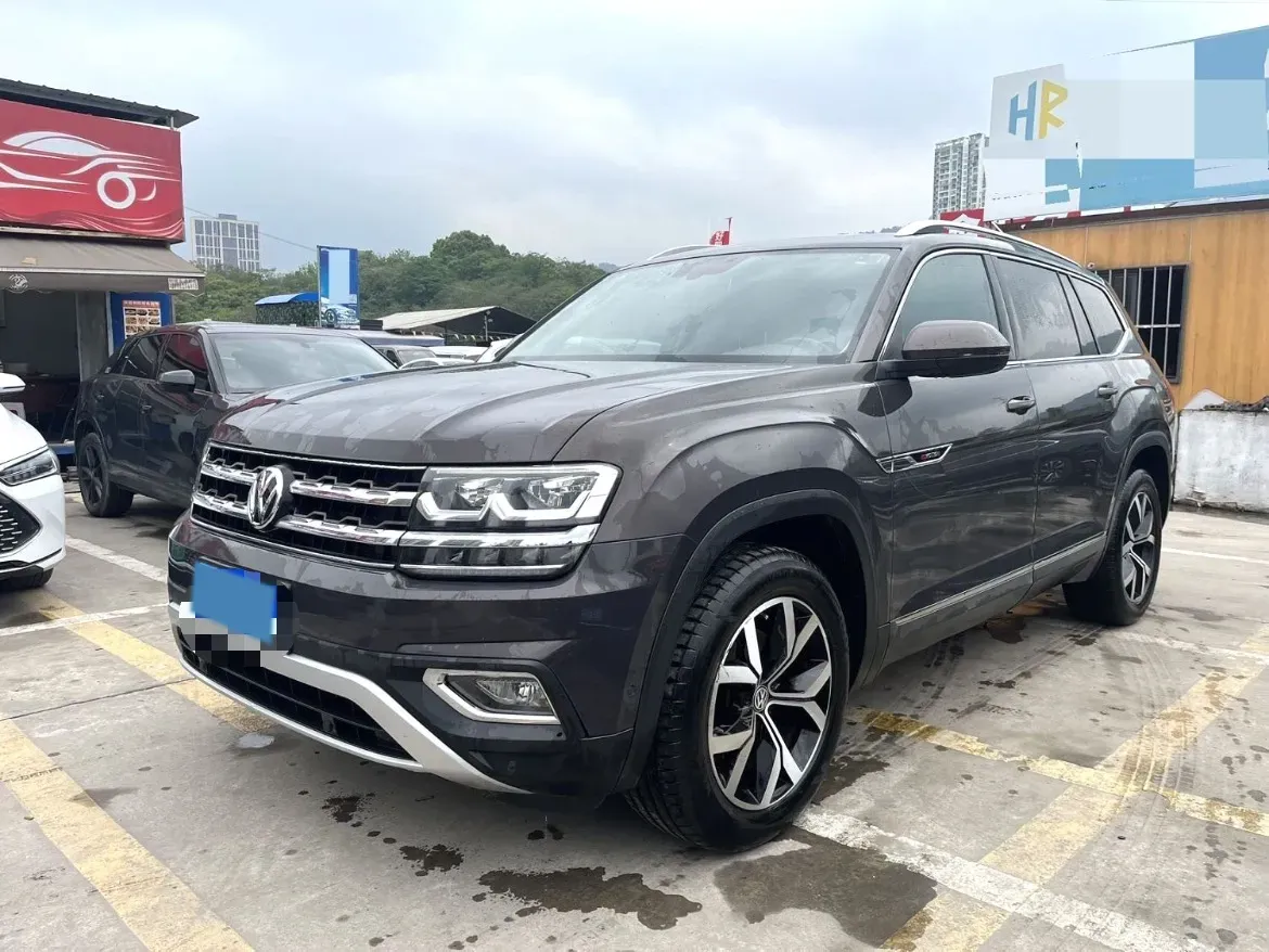 2017 Volkswagen Teramont 2.0T 220HP L4 7DCT,autocango,china used car exporter,china ev exporter,chinese used car exporter,chinese used ev exporter