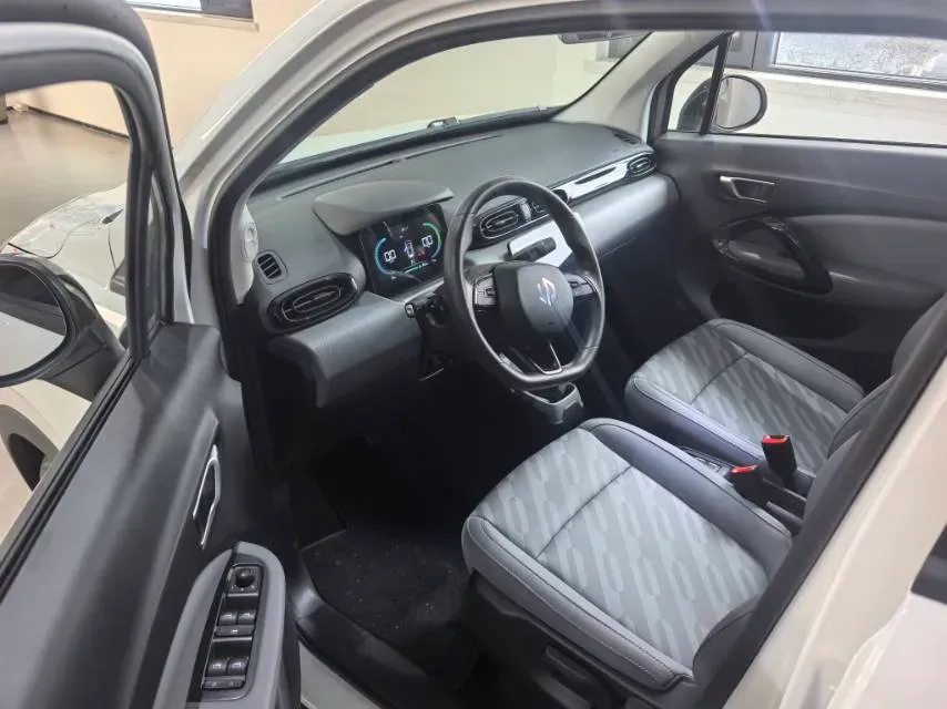 2025 Leapmotor T03 BEV 31.9KWH,autocango,china used car exporter,china ev exporter,chinese used car exporter,chinese used ev exporter