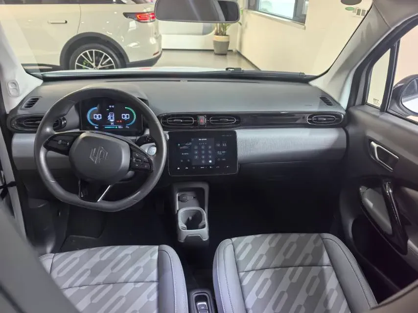 2025 Leapmotor T03 BEV 31.9KWH,autocango,china used car exporter,china ev exporter,chinese used car exporter,chinese used ev exporter