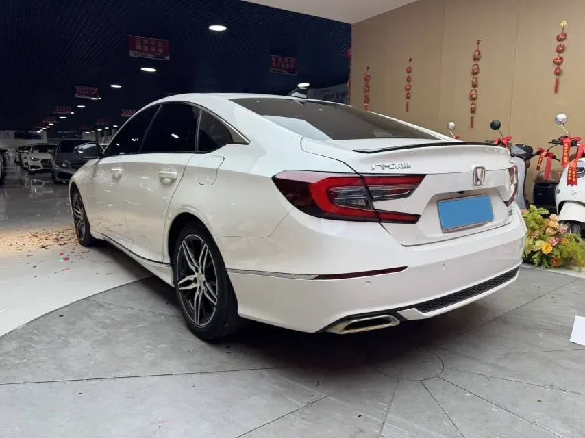 2022 Honda Accord 1.5T 194HP L4 CVT,autocango,china used car exporter,china ev exporter,chinese used car exporter,chinese used ev exporter