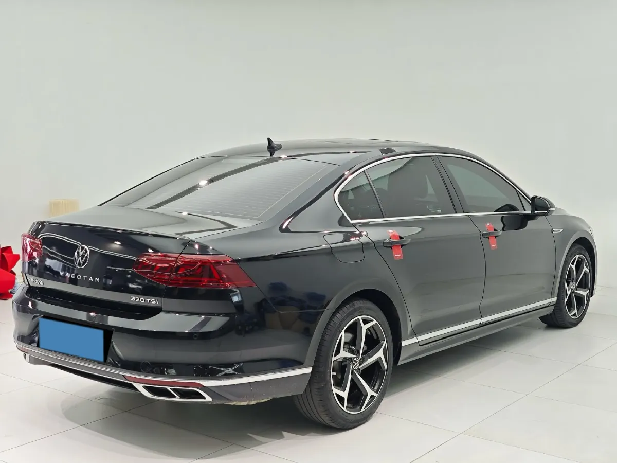 2023 Volkswagen Magotan 2.0T 186HP L4 7DCT,autocango,china used car exporter,china ev exporter,chinese used car exporter,chinese used ev exporter