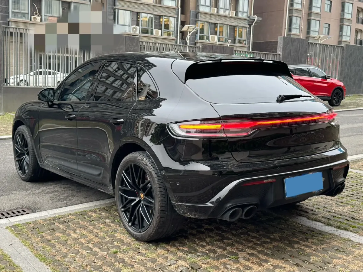 2022 Porsche Macan 2.9T 441HP V6 7DCT,autocango,china used car exporter,china ev exporter,chinese used car exporter,chinese used ev exporter