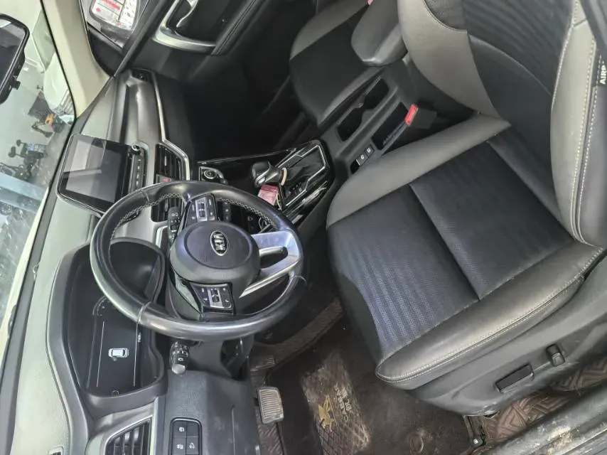 2019 Kia Sportage R 2.0L 160HP L4 6AT,autocango,china used car exporter,china ev exporter,chinese used car exporter,chinese used ev exporter