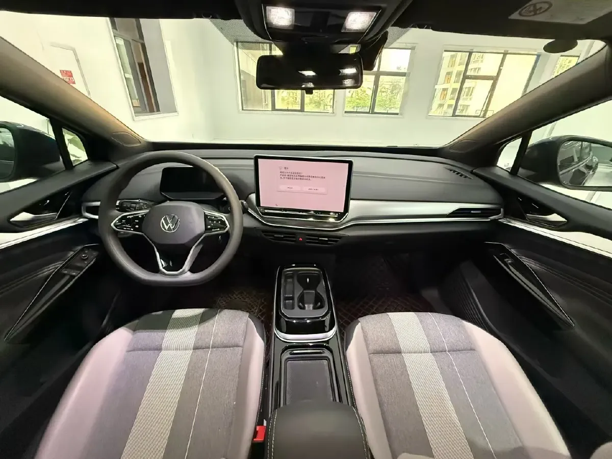 2025 Skoda Superb 2.0T 186HP L4 7DCT,autocango,china used car exporter,china ev exporter,chinese used car exporter,chinese used ev exporter