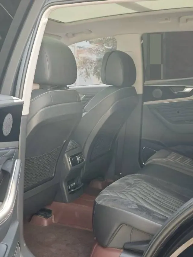 2019 HongQi HS5 2.0T 224HP L4 6AT,autocango,china used car exporter,china ev exporter,chinese used car exporter,chinese used ev exporter