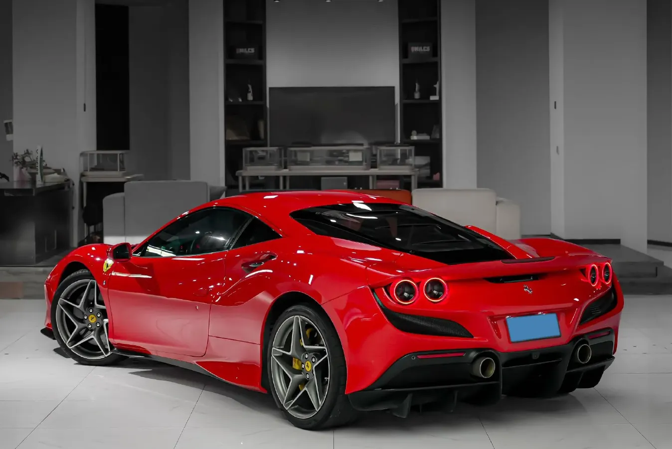 2019 Aston Martin DB11 5.2T 639HP V12 8AT,autocango,china used car exporter,china ev exporter,chinese used car exporter,chinese used ev exporter