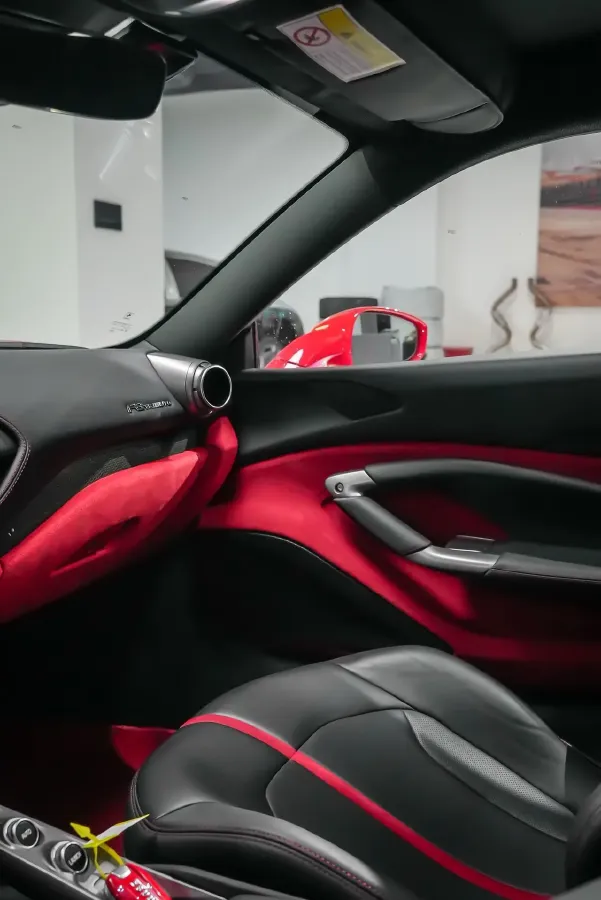 2019 Aston Martin DB11 5.2T 639HP V12 8AT,autocango,china used car exporter,china ev exporter,chinese used car exporter,chinese used ev exporter