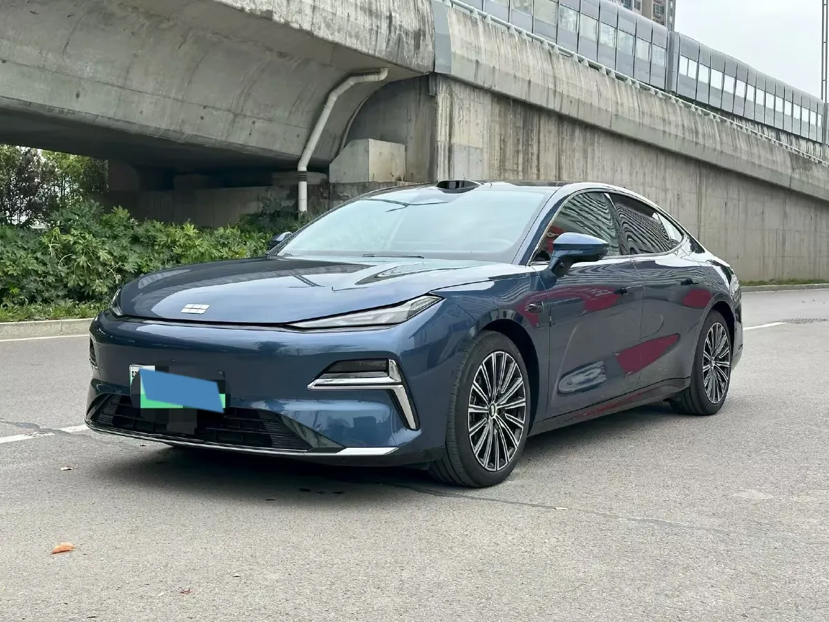 2025 Geely Galaxy Starshine 8 1.5T 163HP L4 3DHT PHEV 27.69KWH,autocango,china used car exporter,china ev exporter,chinese used car exporter,chinese used ev exporter