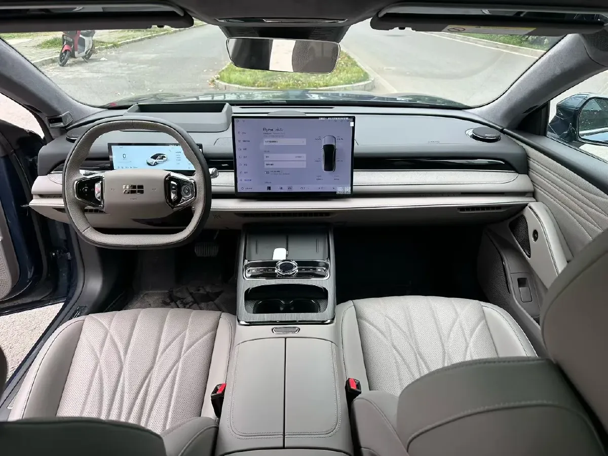 2025 Geely Galaxy Starshine 8 1.5T 163HP L4 3DHT PHEV 27.69KWH,autocango,china used car exporter,china ev exporter,chinese used car exporter,chinese used ev exporter