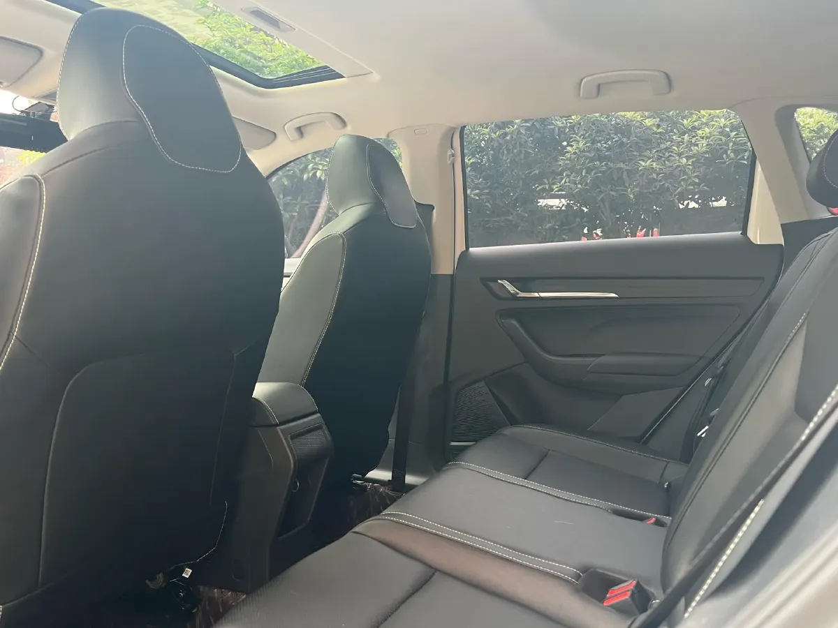 2022 Skoda Kamiq 1.5L 112HP L4 6AT,autocango,china used car exporter,china ev exporter,chinese used car exporter,chinese used ev exporter