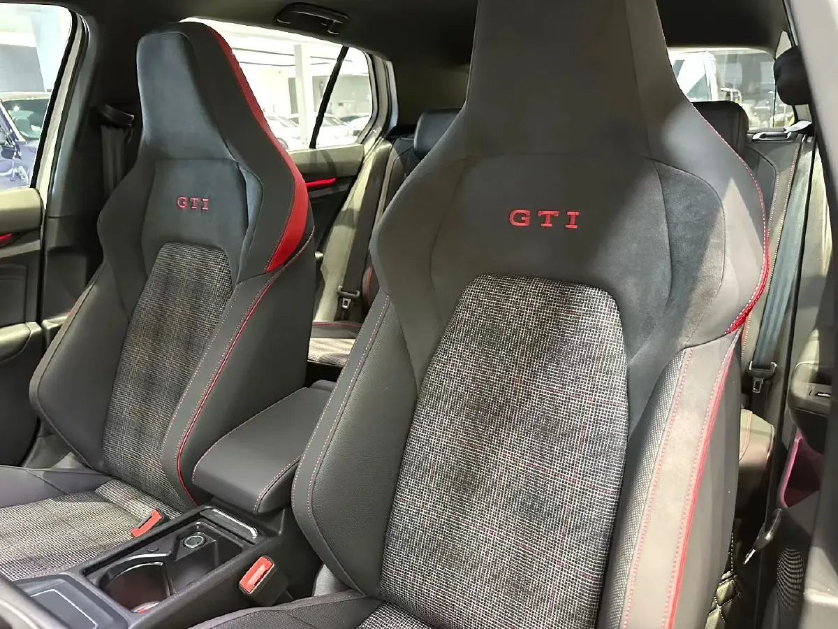 2021 Honda CR-V 1.5T 193HP L4 CVT,autocango,china used car exporter,china ev exporter,chinese used car exporter,chinese used ev exporter