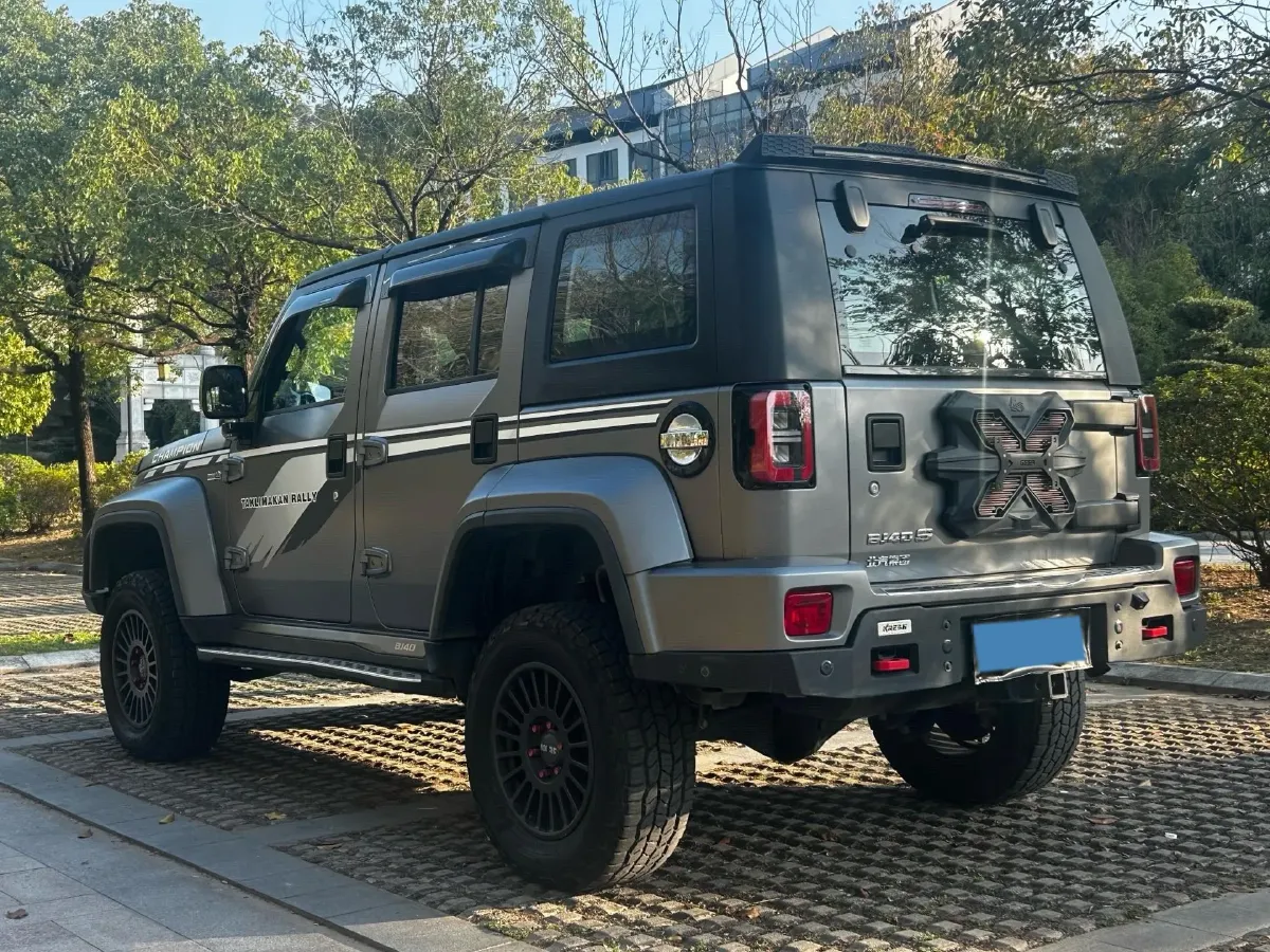 2023 Beijing BJ40 2.0T 224HP L4 8AT,autocango,china used car exporter,china ev exporter,chinese used car exporter,chinese used ev exporter