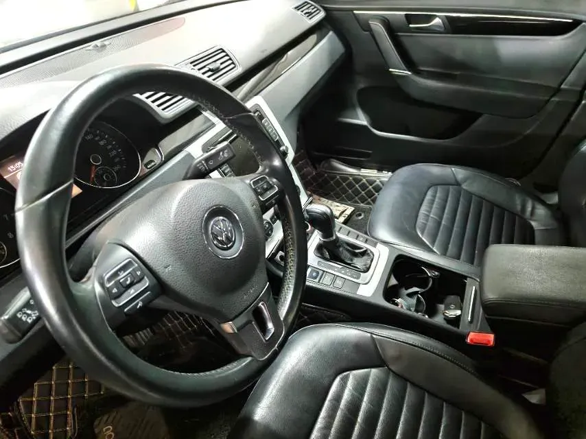 2019 Volkswagen Magotan 2.0T 186HP L4 7DCT,autocango,china used car exporter,china ev exporter,chinese used car exporter,chinese used ev exporter