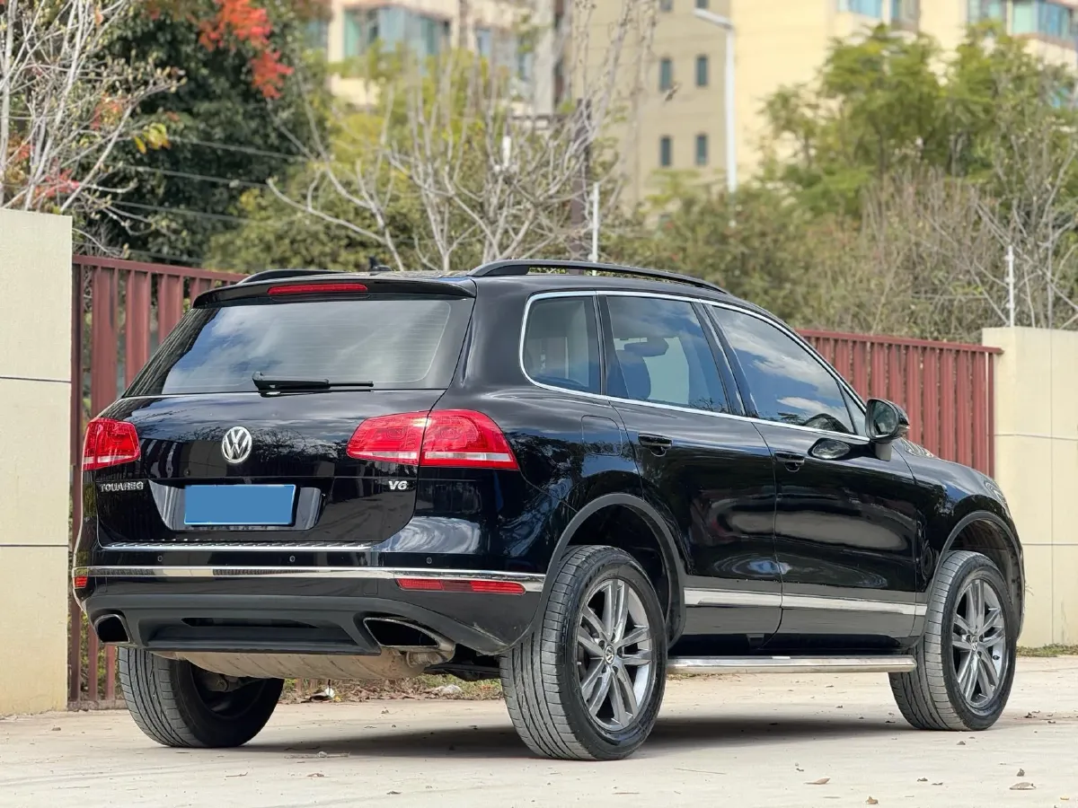 2018 Volkswagen Touareg 3.0T 320HP V6 8AT,autocango,china used car exporter,china ev exporter,chinese used car exporter,chinese used ev exporter