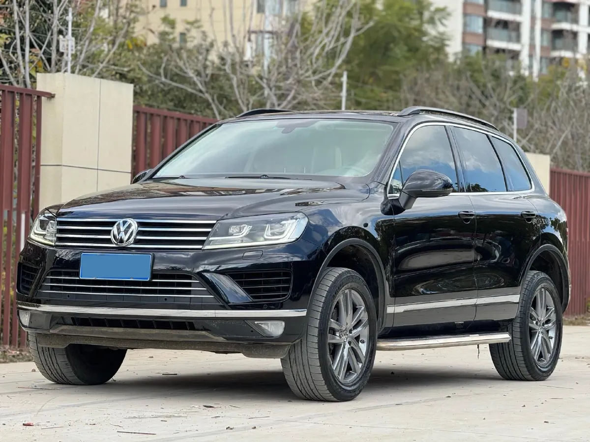 2018 Volkswagen Touareg 3.0T 320HP V6 8AT,autocango,china used car exporter,china ev exporter,chinese used car exporter,chinese used ev exporter