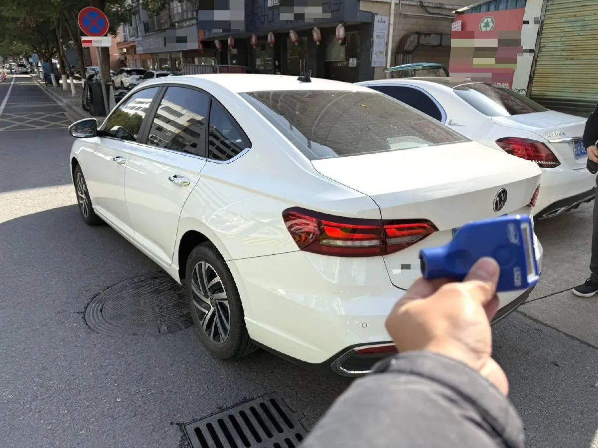 2023 Volkswagen Lavida 1.5T 160HP L4 7DCT,autocango,china used car exporter,china ev exporter,chinese used car exporter,chinese used ev exporter