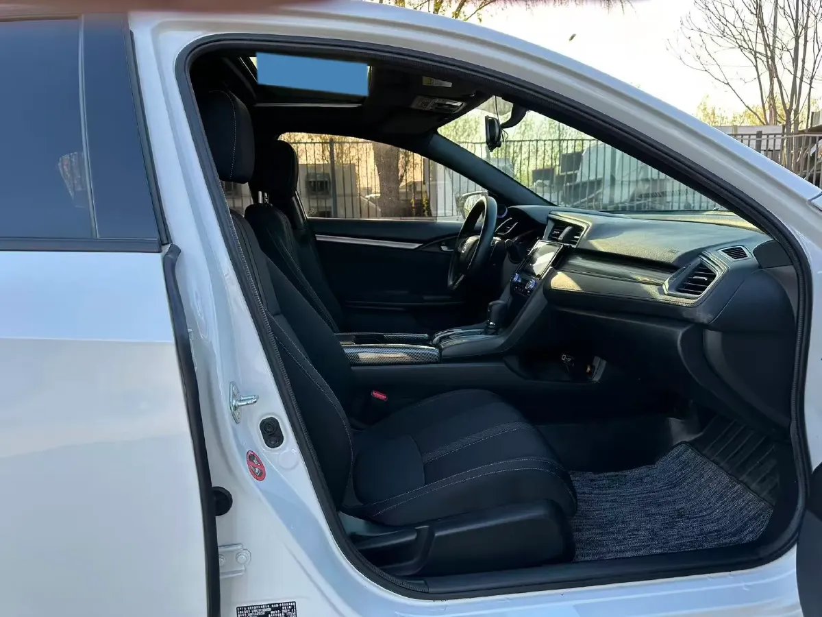 2021 Honda Civic 1.5T 177HP L4 CVT,autocango,china used car exporter,china ev exporter,chinese used car exporter,chinese used ev exporter