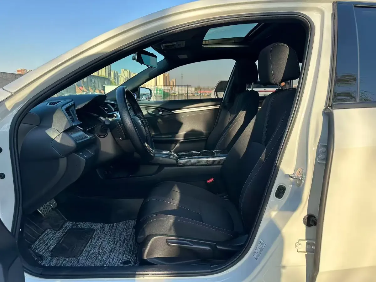 2021 Honda Civic 1.5T 177HP L4 CVT,autocango,china used car exporter,china ev exporter,chinese used car exporter,chinese used ev exporter