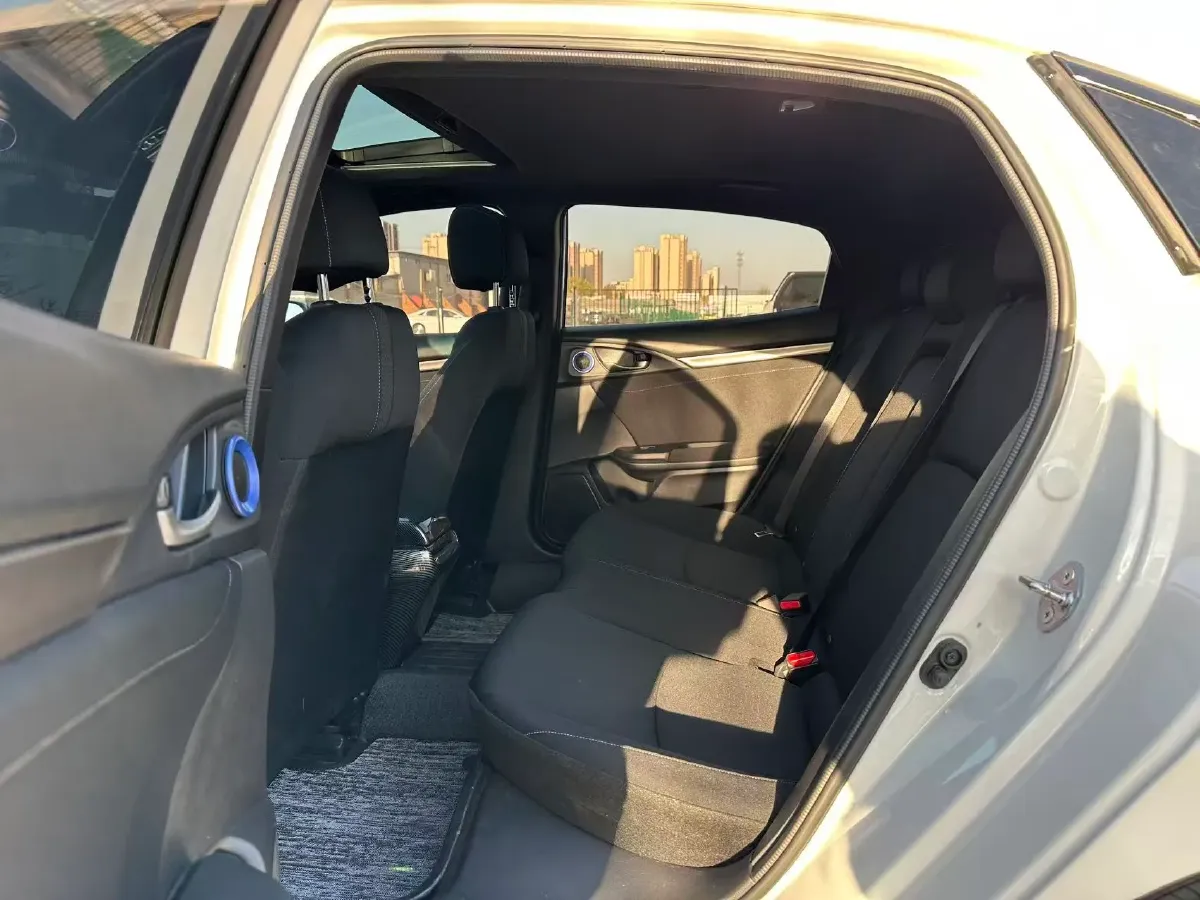 2021 Honda Civic 1.5T 177HP L4 CVT,autocango,china used car exporter,china ev exporter,chinese used car exporter,chinese used ev exporter