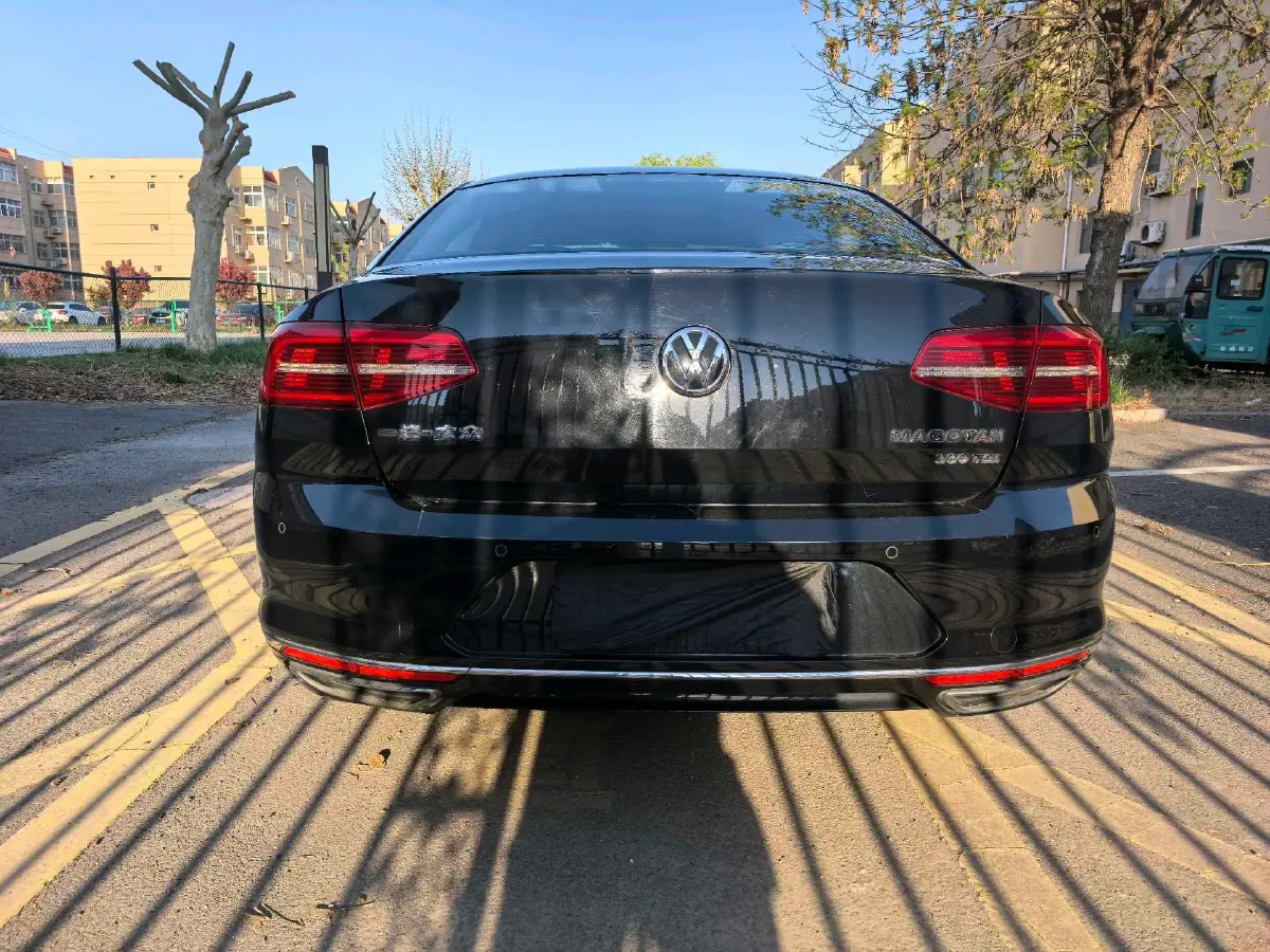 2018 Volkswagen Magotan 1.8T 180HP L4 7DCT,autocango,china used car exporter,china ev exporter,chinese used car exporter,chinese used ev exporter