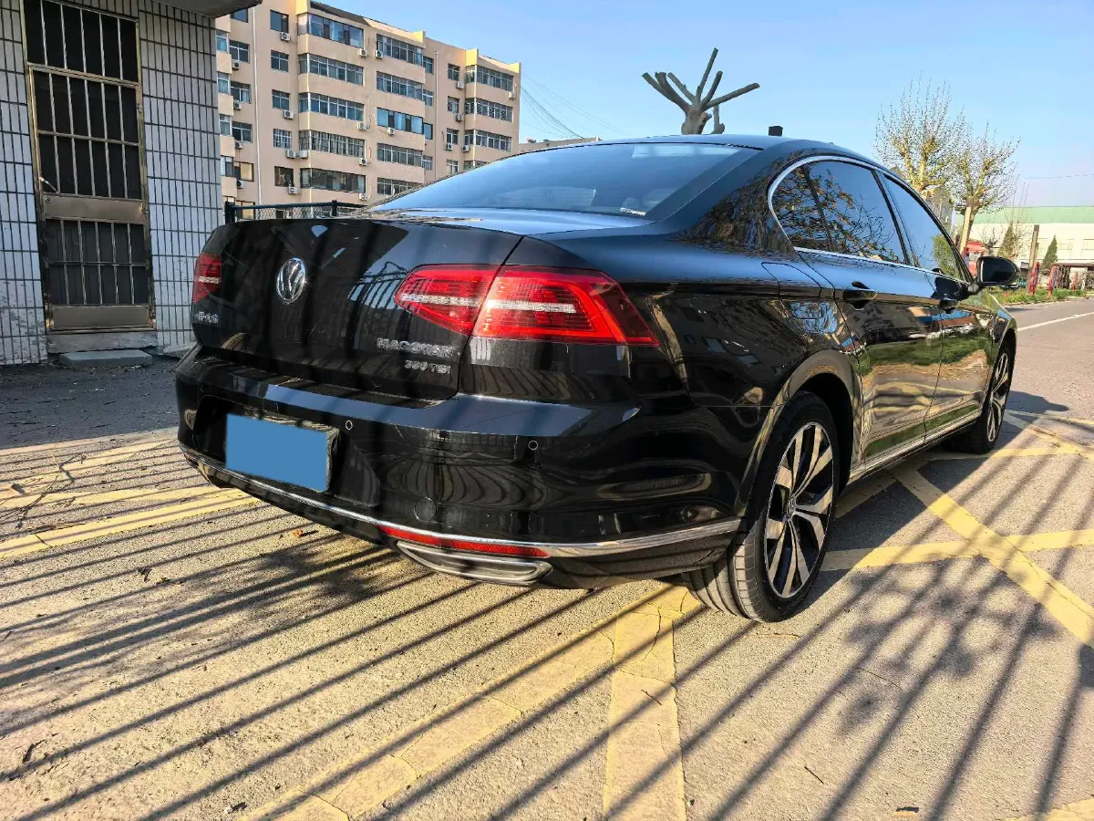 2018 Volkswagen Magotan 1.8T 180HP L4 7DCT,autocango,china used car exporter,china ev exporter,chinese used car exporter,chinese used ev exporter