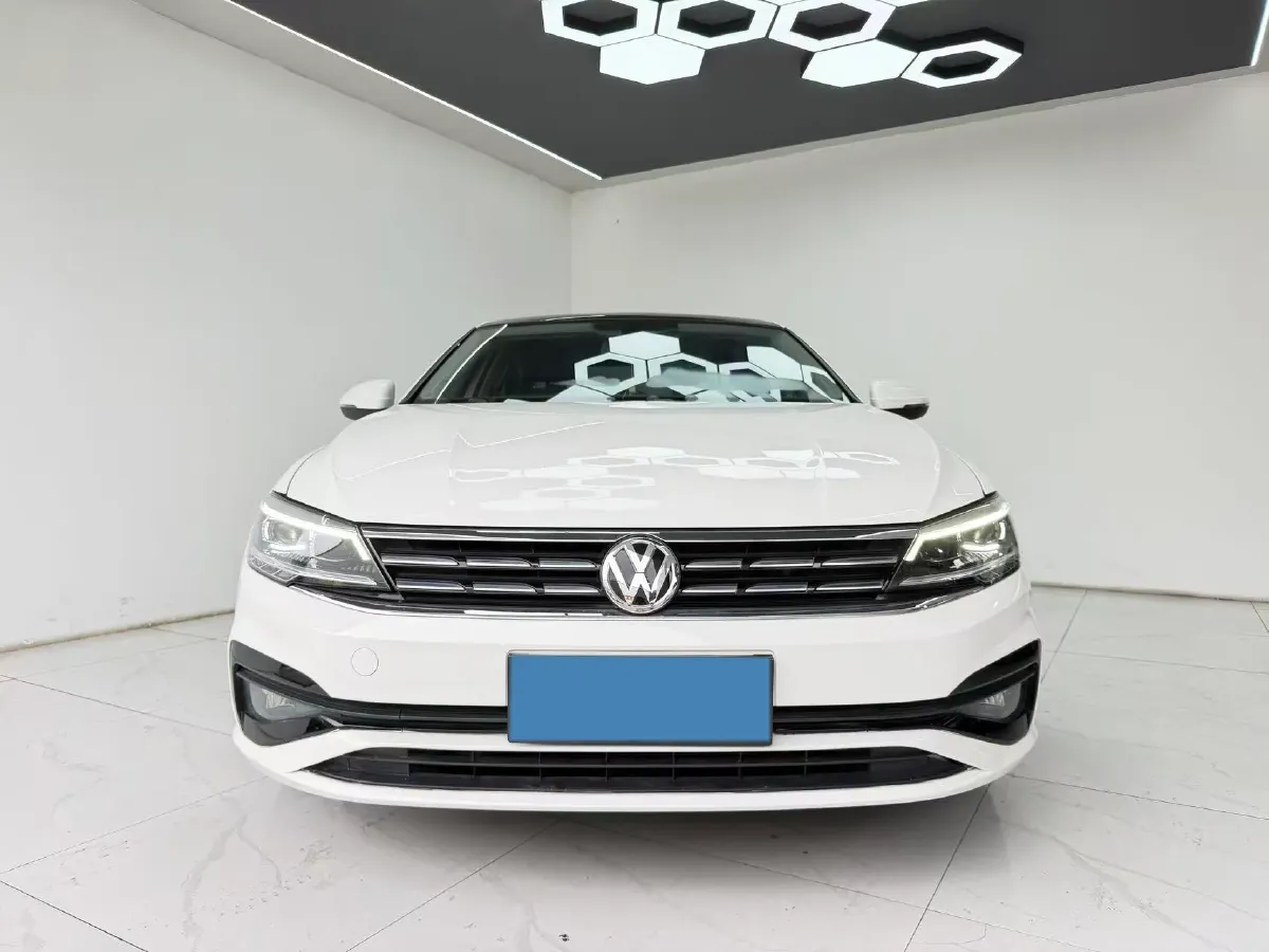 2021 Volkswagen Lamando 1.4T 150HP L4 7DCT,autocango,china used car exporter,china ev exporter,chinese used car exporter,chinese used ev exporter