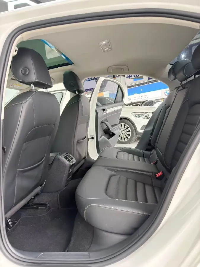 2021 Volkswagen Lamando 1.4T 150HP L4 7DCT,autocango,china used car exporter,china ev exporter,chinese used car exporter,chinese used ev exporter