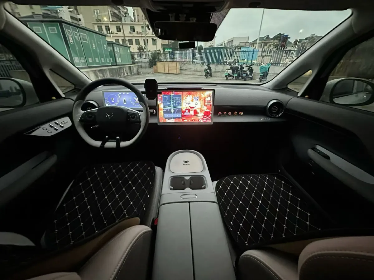 2024 ARCFOX KAOLA S BEV 58.8KWH,autocango,china used car exporter,china ev exporter,chinese used car exporter,chinese used ev exporter