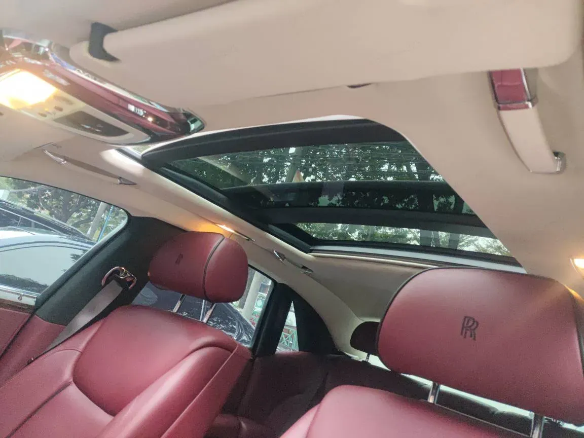 2015 Rolls-Royce Ghost 6.6T 571HP V12 8AT,autocango,china used car exporter,china ev exporter,chinese used car exporter,chinese used ev exporter