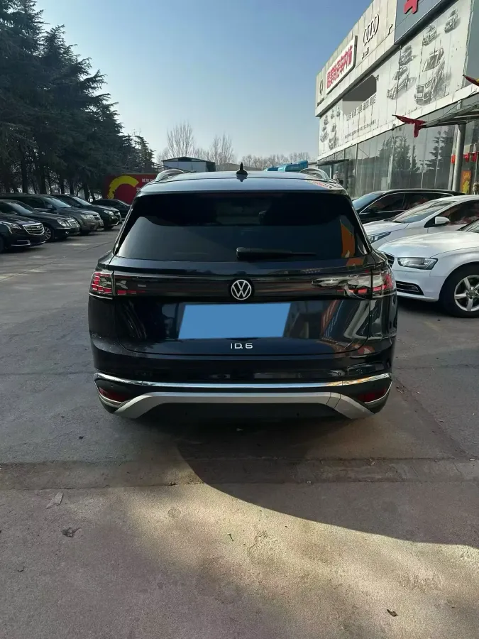 2021 Volkswagen ID.6 Crozz BEV 84.8KWH,autocango,china used car exporter,china ev exporter,chinese used car exporter,chinese used ev exporter