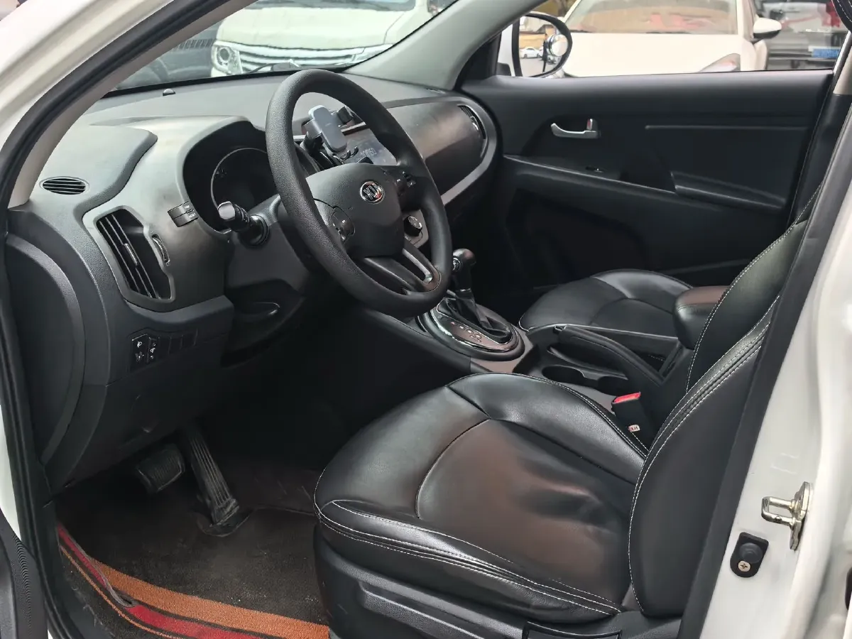 2016 Kia Sportage R 2.0L 165HP L4 6AT,autocango,china used car exporter,china ev exporter,chinese used car exporter,chinese used ev exporter