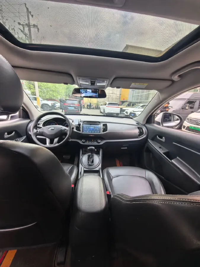 2016 Kia Sportage R 2.0L 165HP L4 6AT,autocango,china used car exporter,china ev exporter,chinese used car exporter,chinese used ev exporter