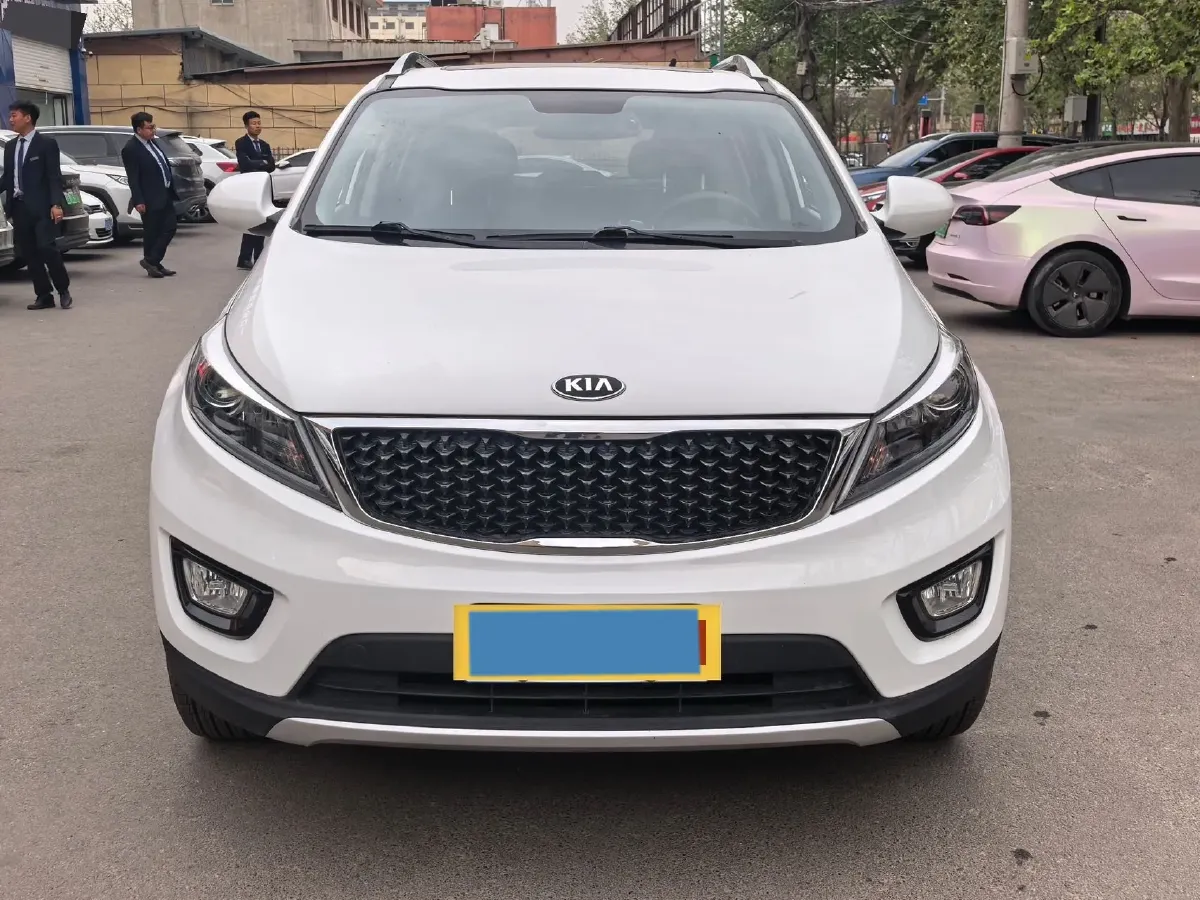 2016 Kia Sportage R 2.0L 165HP L4 6AT,autocango,china used car exporter,china ev exporter,chinese used car exporter,chinese used ev exporter