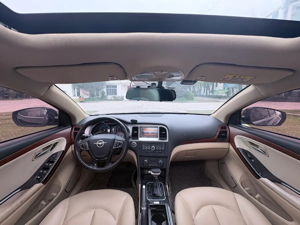 2015 HaiMa M8 1.8T 188HP L4 6AT,autocango,china used car exporter,china ev exporter,chinese used car exporter,chinese used ev exporter