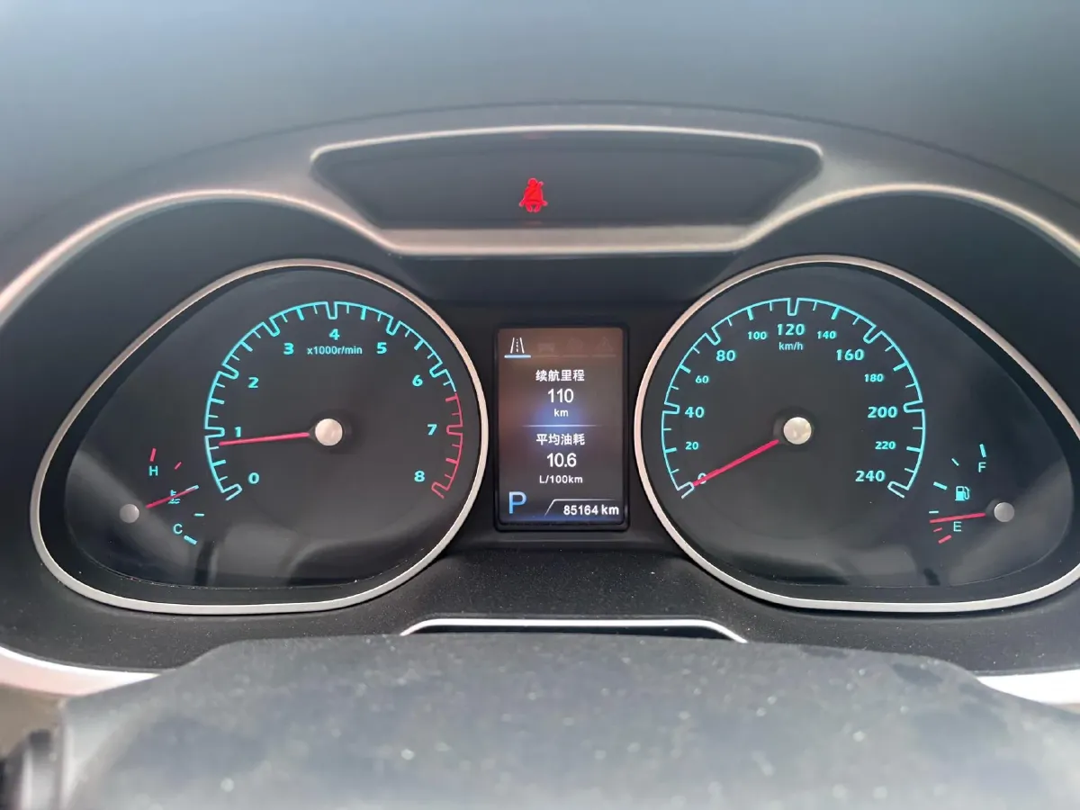 2015 HaiMa M8 1.8T 188HP L4 6AT,autocango,china used car exporter,china ev exporter,chinese used car exporter,chinese used ev exporter