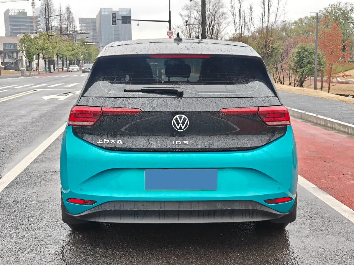 2023 Volkswagen ID.3 BEV 52.8KWH,autocango,china used car exporter,china ev exporter,chinese used car exporter,chinese used ev exporter