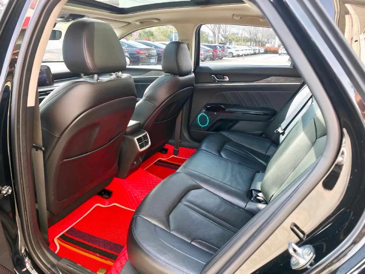 2020 Kia K5 1.5T 170HP L4 7DCT,autocango,china used car exporter,china ev exporter,chinese used car exporter,chinese used ev exporter