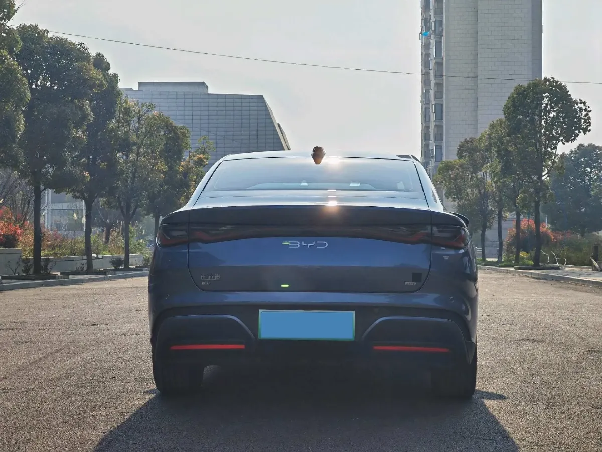 2025 BYD QinL BEV,autocango,china used car exporter,china ev exporter,chinese used car exporter,chinese used ev exporter