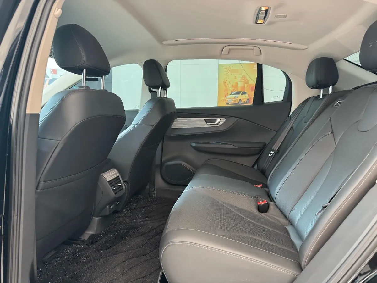 2023 HongQi E-QM5 BEV 82KWH,autocango,china used car exporter,china ev exporter,chinese used car exporter,chinese used ev exporter