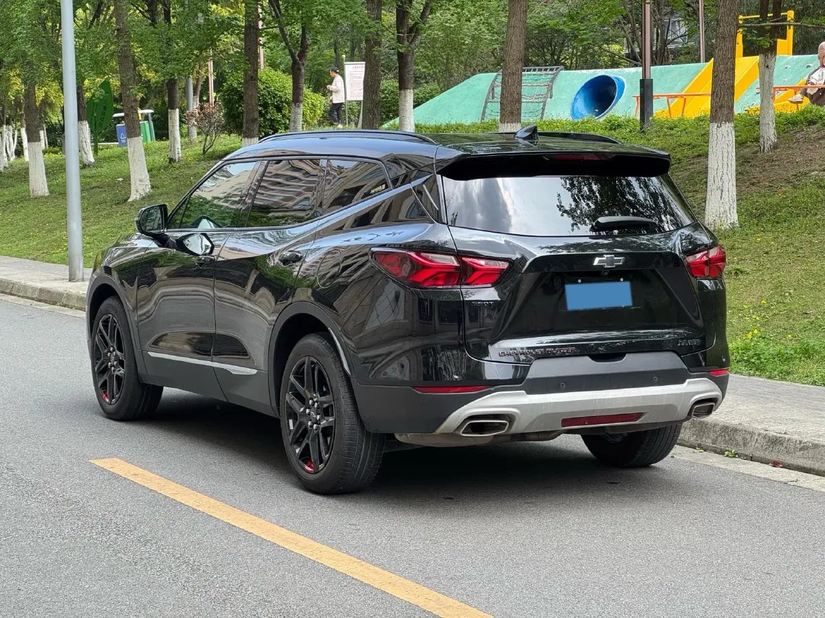 2021 BMW 3 Series 2.0T 156HP L4 8AT,autocango,china used car exporter,china ev exporter,chinese used car exporter,chinese used ev exporter