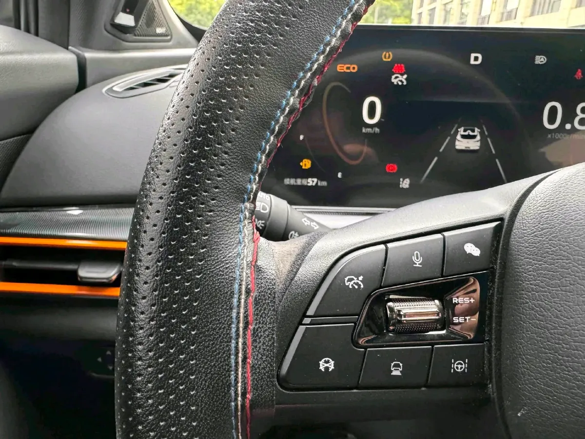 2022 ChangAn UNI-T 1.5T 188HP L4 7DCT,autocango,china used car exporter,china ev exporter,chinese used car exporter,chinese used ev exporter