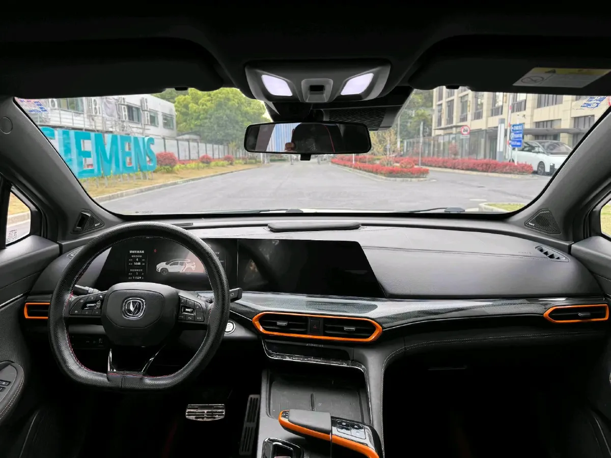 2022 ChangAn UNI-T 1.5T 188HP L4 7DCT,autocango,china used car exporter,china ev exporter,chinese used car exporter,chinese used ev exporter