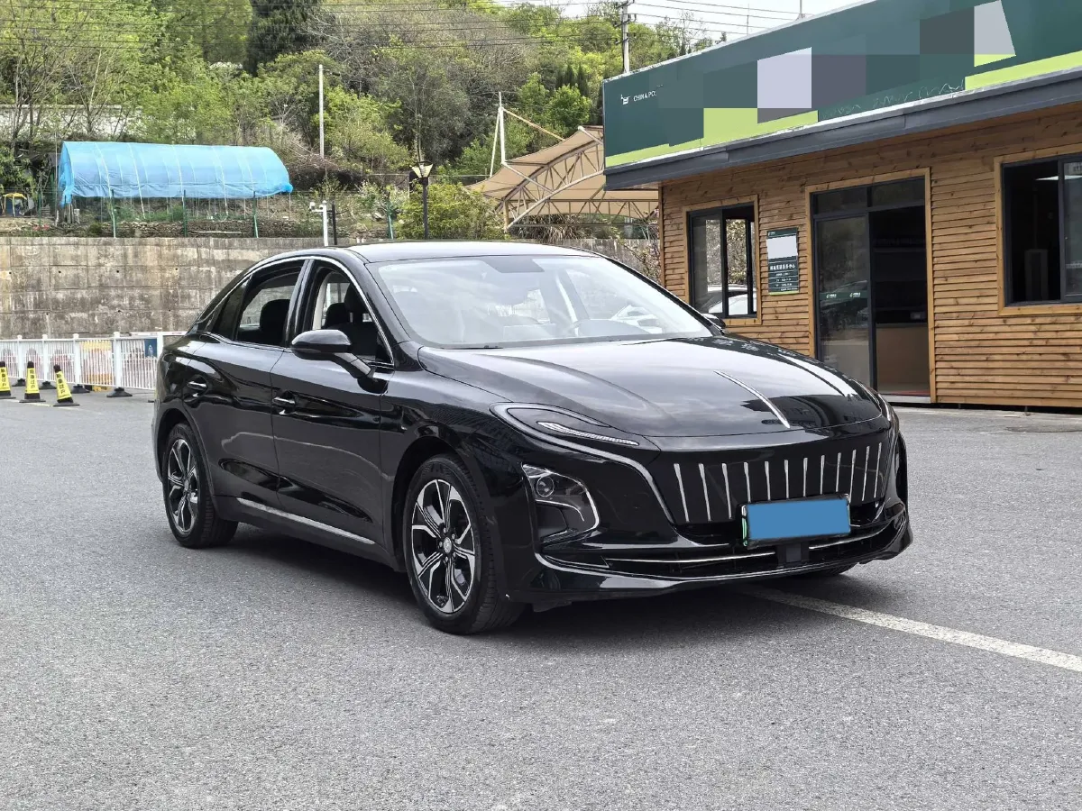 2023 HongQi E-QM5 BEV 54KWH,autocango,china used car exporter,china ev exporter,chinese used car exporter,chinese used ev exporter